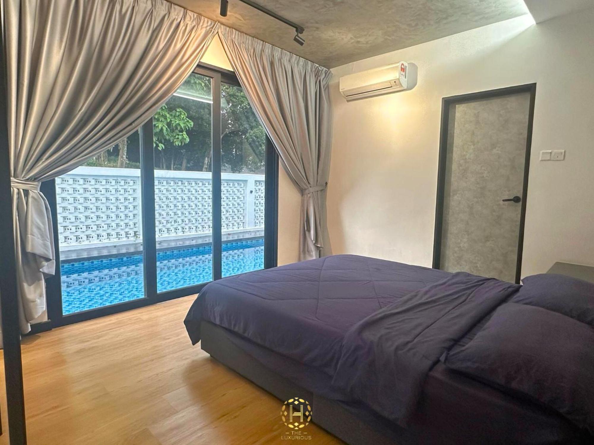 The Luxurious 27, Johor Bahru Villa Bagian luar foto